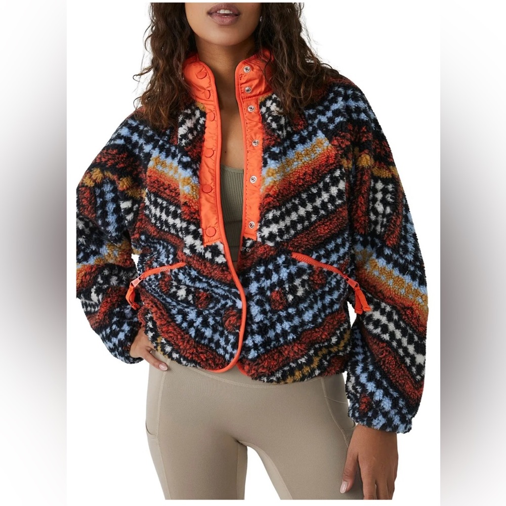 Women's Multicolor Patterned Jacket - Picture 2 of 7